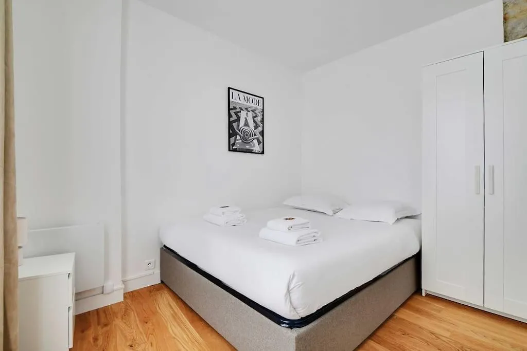 Charming Apartment In Le Marais Paris Fransa