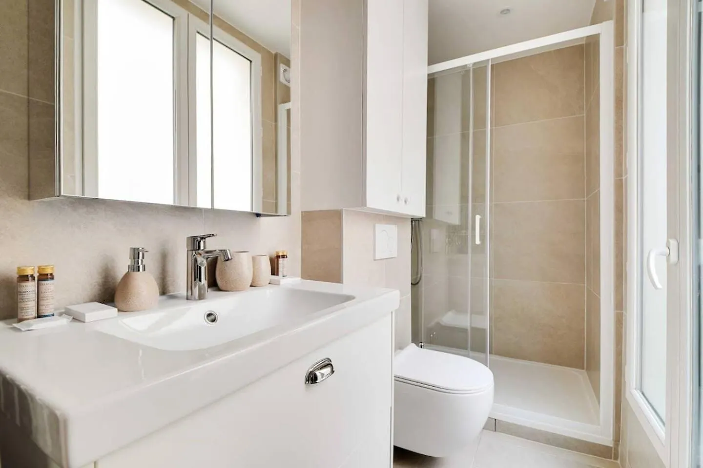 Charming Apartment In Le Marais Paris